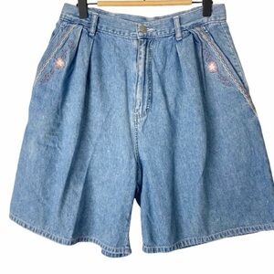 VINTAGE 80’s JORDACHE Embroidered MOM Jean Shorts Pleated